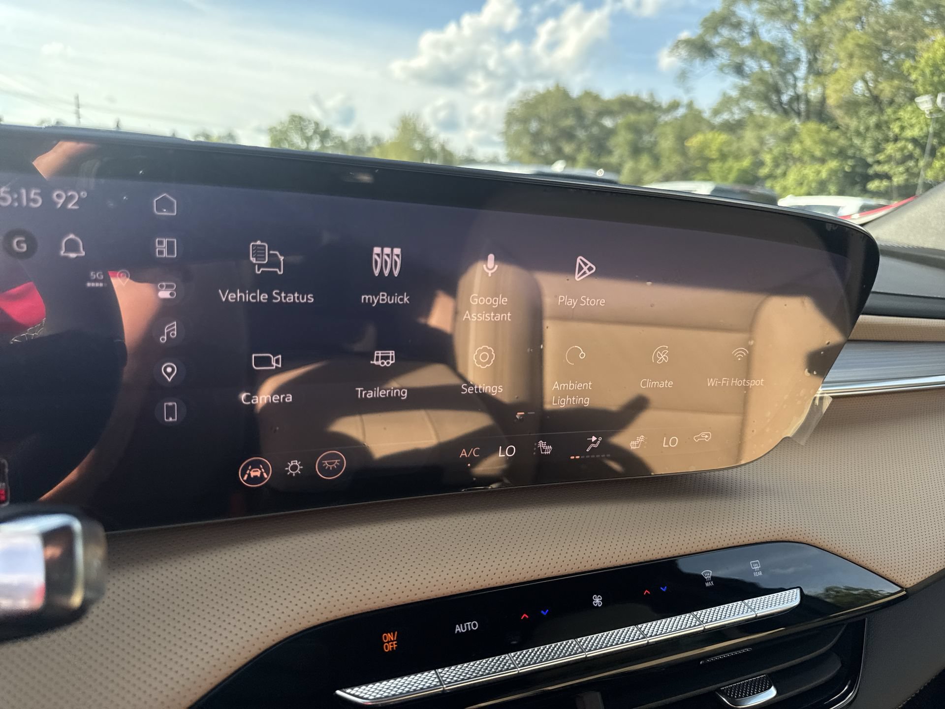 New 2027 Buick Enclave Preferred w/ Power Package AWD/4WD image 12