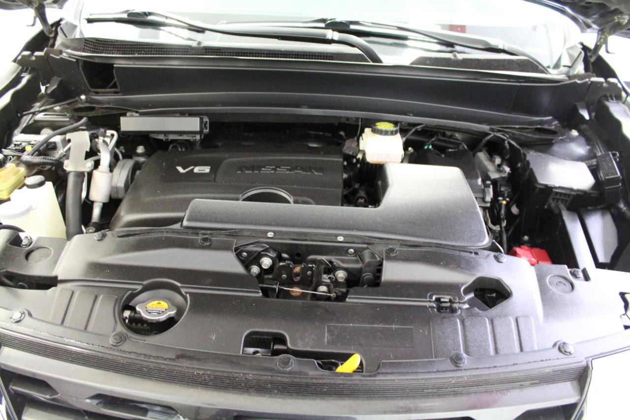 Used 2020 Nissan Pathfinder SL AWD/4WD image 35