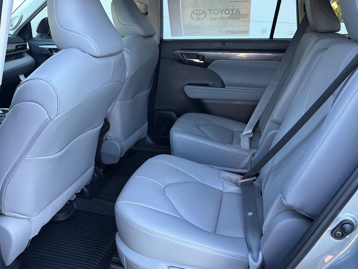 New 2026 Toyota Highlander Limited AWD/4WD image 11