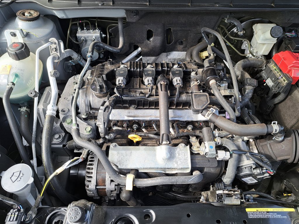 Used 2023 Nissan Kicks SR w/ SR Premium Package image 31