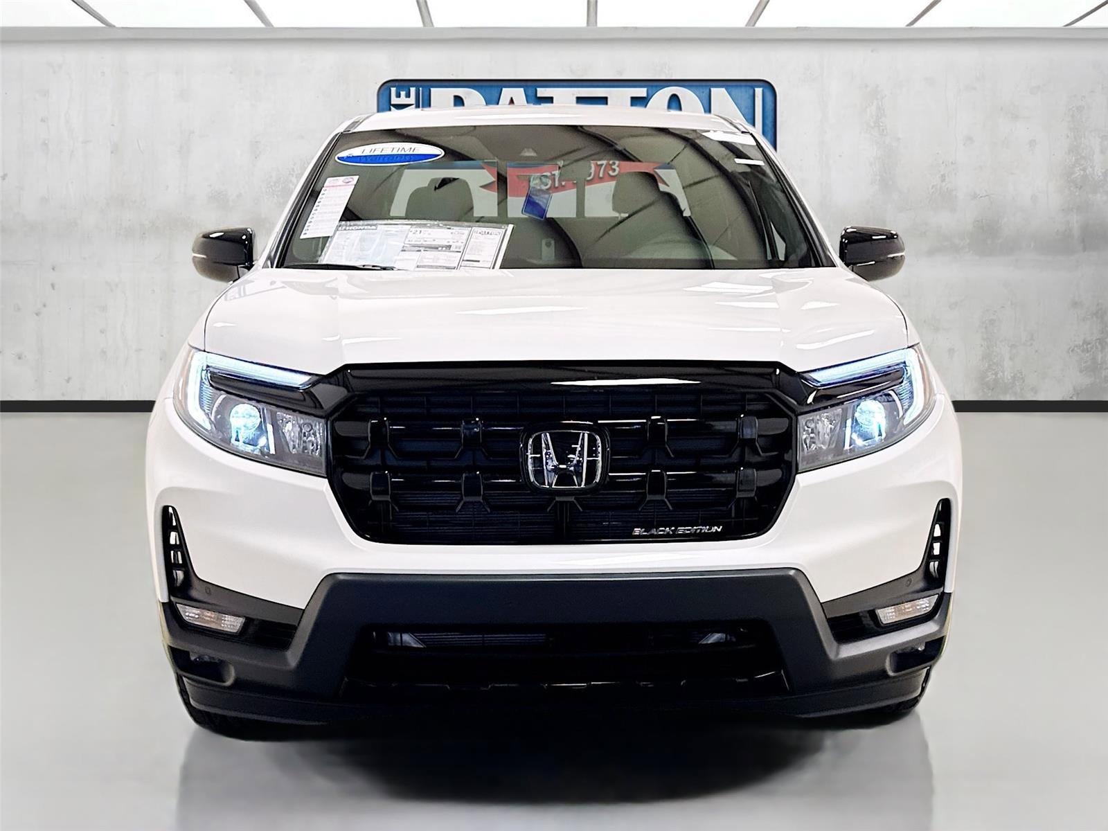 New 2026 Honda Ridgeline Black Edition image 2
