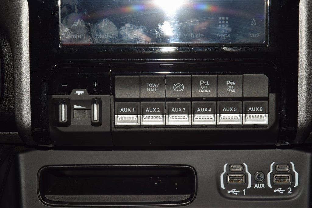 Used 2024 RAM 2500 Laramie w/ Night Edition image 30