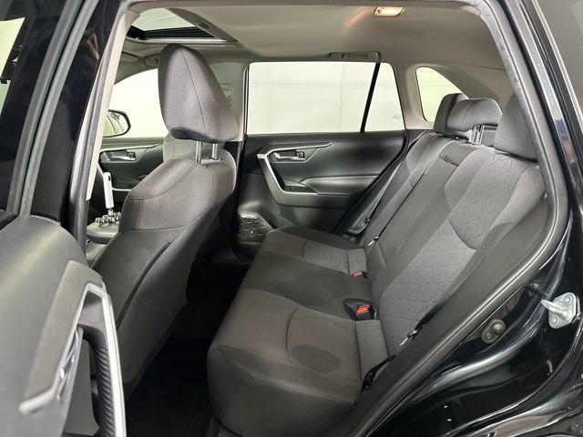 Used 2020 Toyota RAV4 XLE w/ Convenience Package image 32