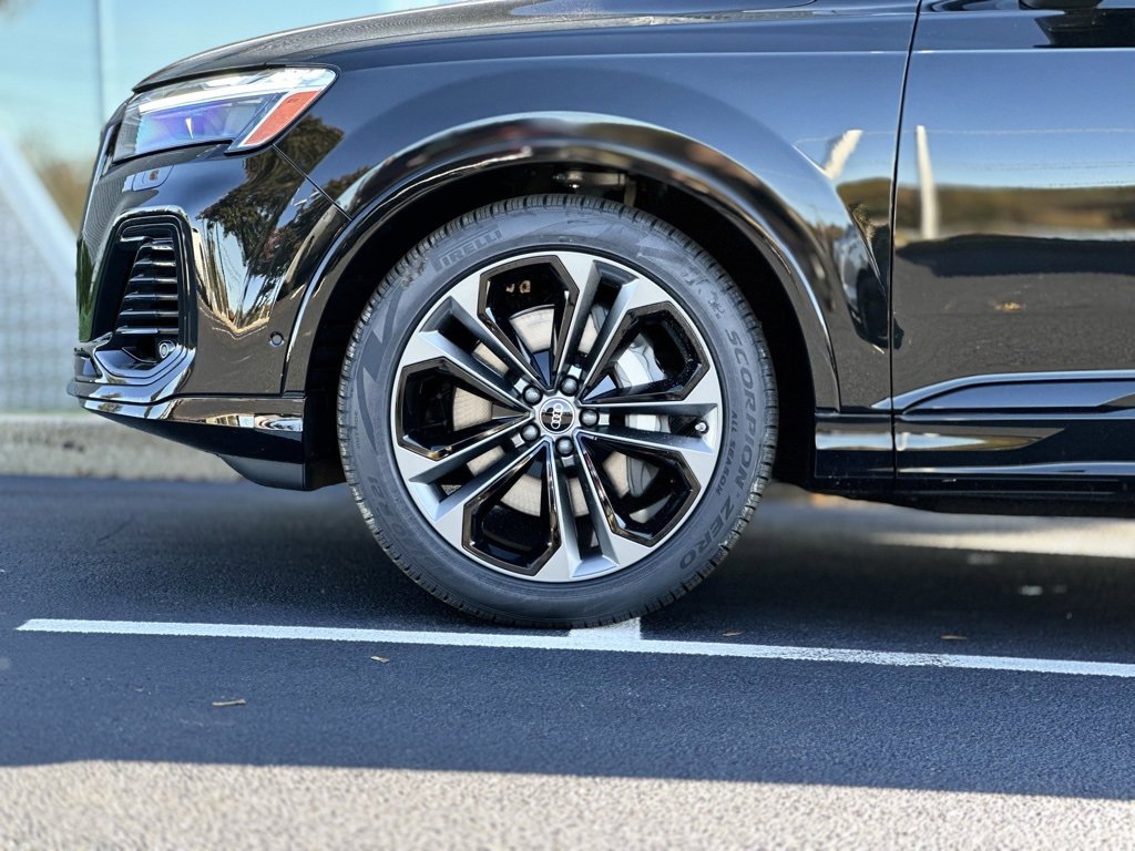 New 2026 Audi Q7 3.0T Premium Plus image 2