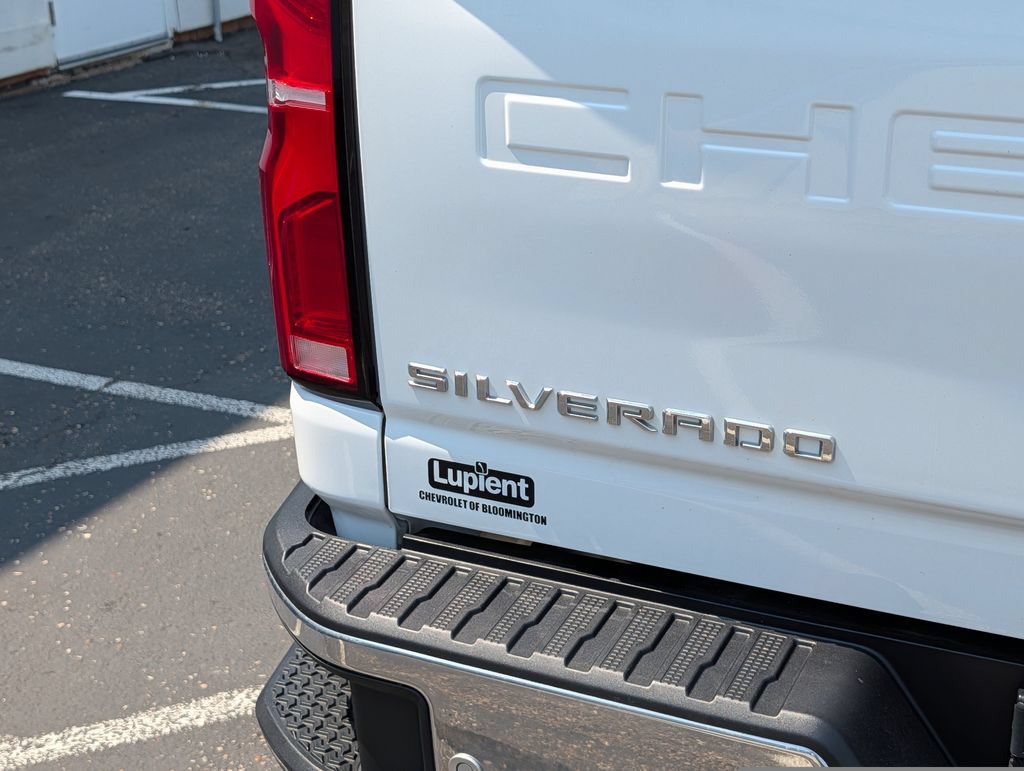 Used 2025 Chevrolet Silverado 2500 LTZ w/ LTZ Convenience Package AWD/4WD image 6