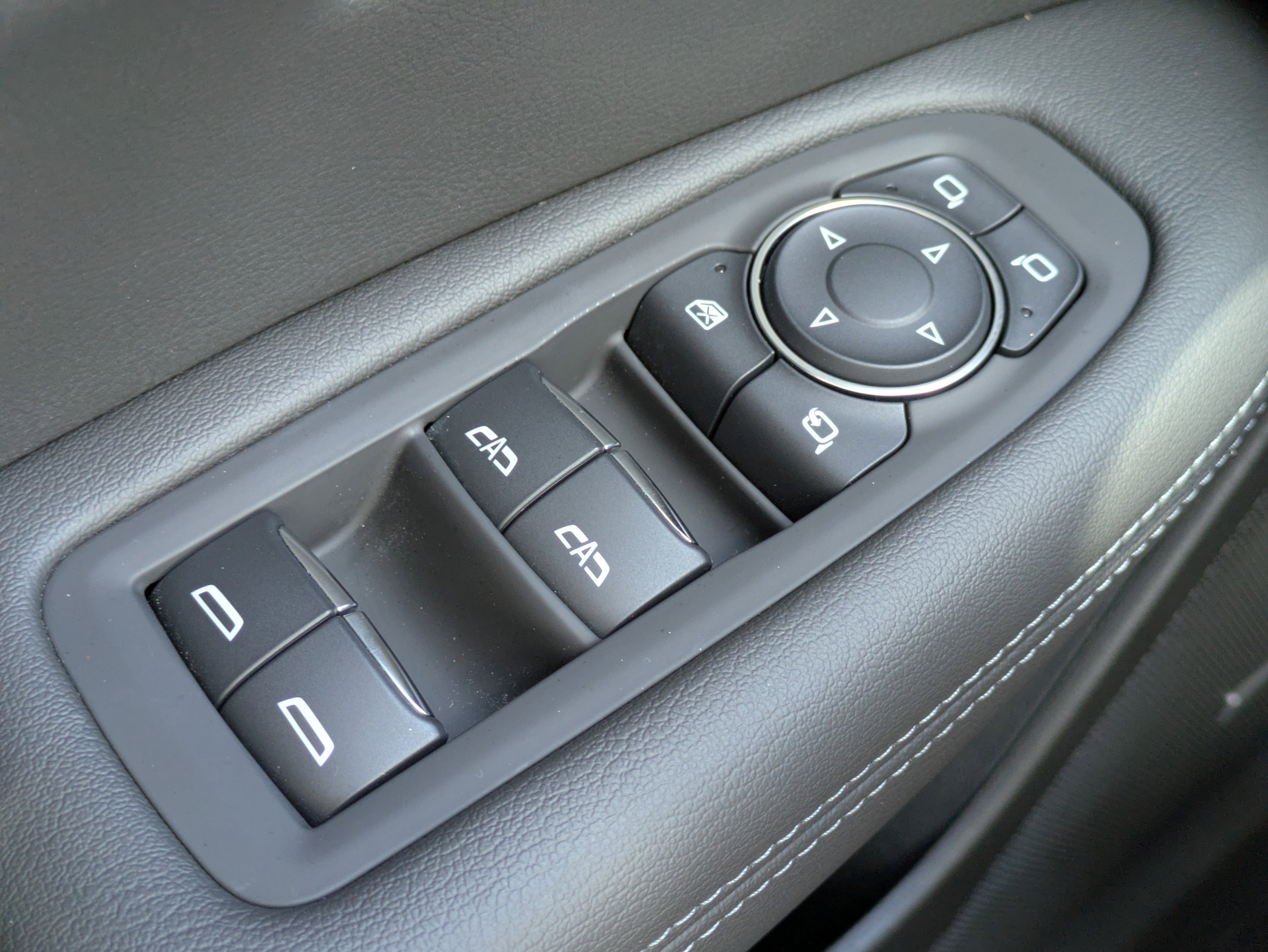 Certified 2024 Cadillac XT6 Premium Luxury w/ LPO, Floor Liner Package image 21