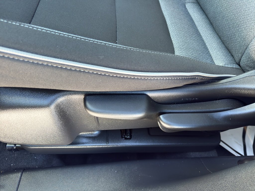 Used 2024 Chevrolet TrailBlazer LT w/ LT Cold Weather Package image 16