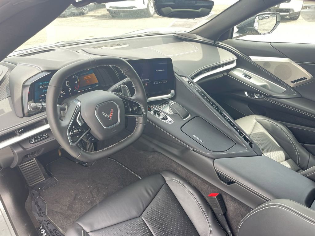 Used 2023 Chevrolet Corvette Stingray w/ Z51 Performance Package image 12