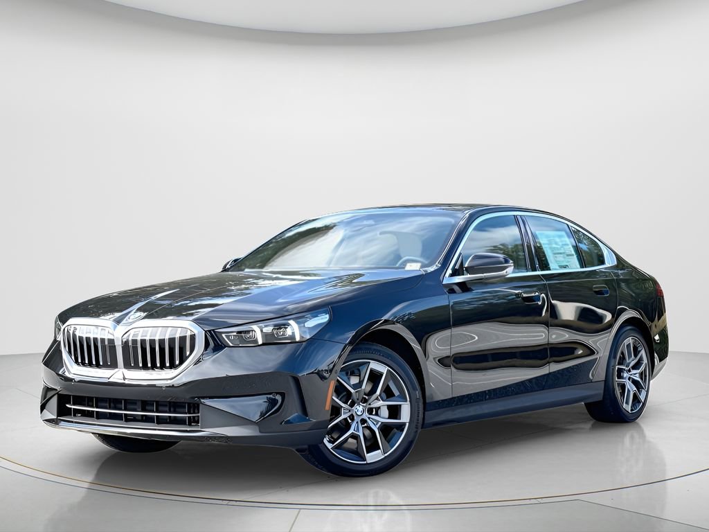 New 2026 BMW 530i xDrive w/ Premium Package