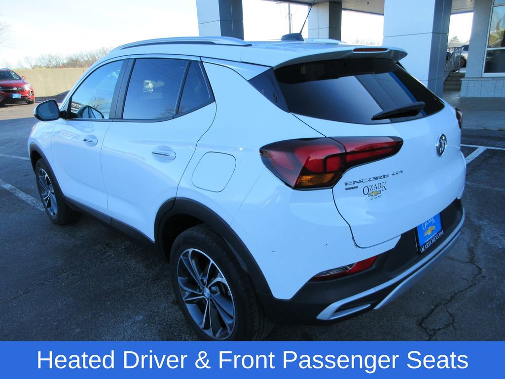 Used 2022 Buick Encore GX Select image 3