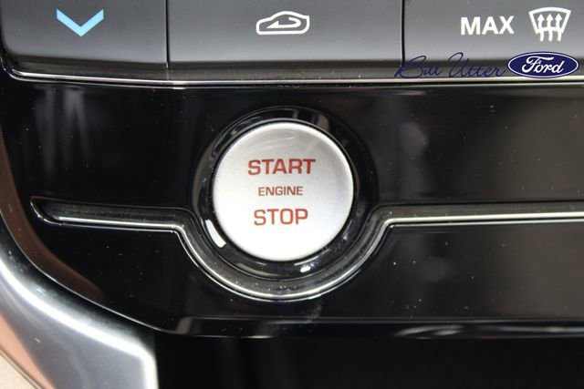 Used 2016 Jaguar XF Premium RWD image 24