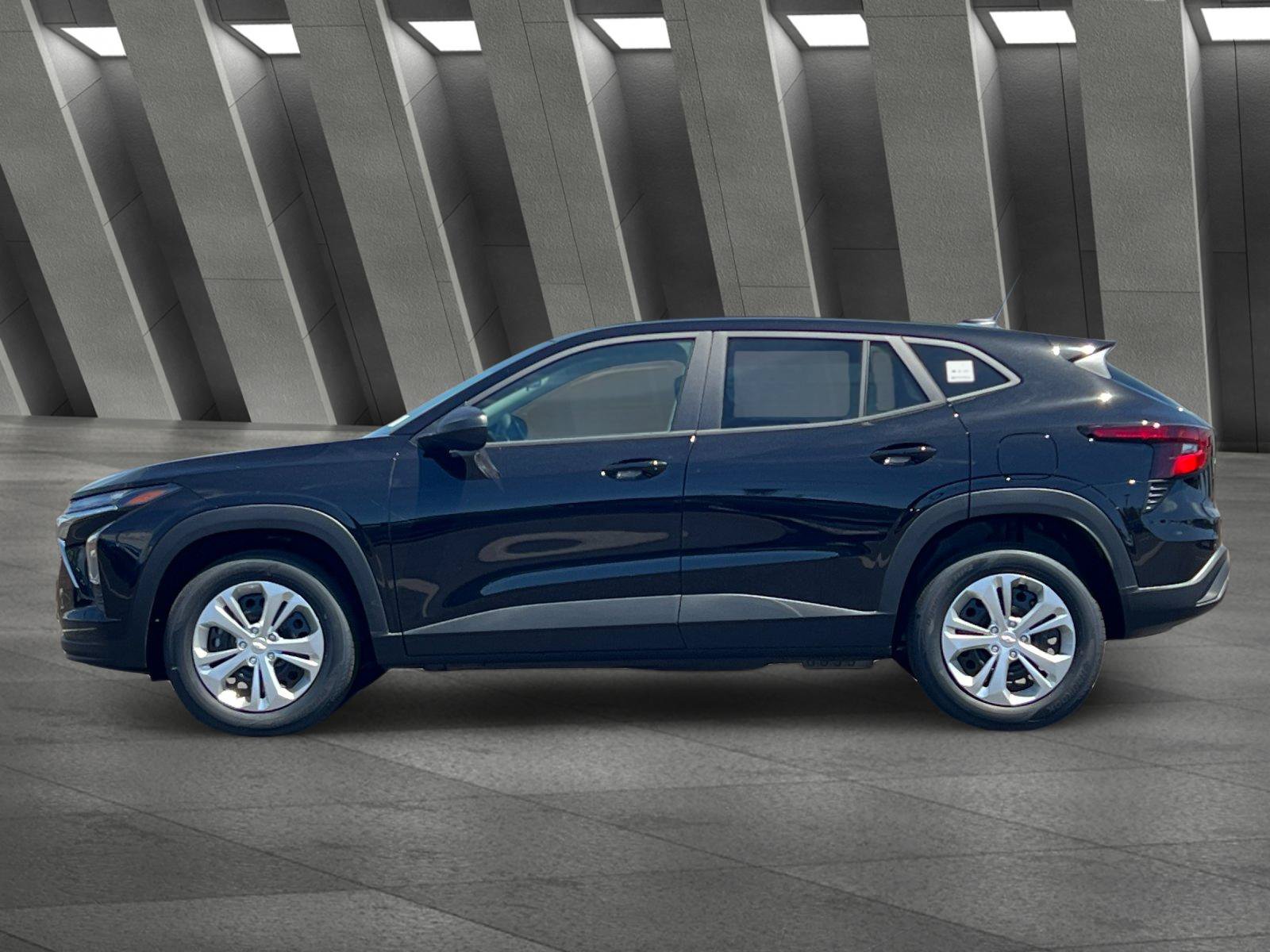 New 2026 Chevrolet Trax LS w/ Driver Confidence Package FWD image 7