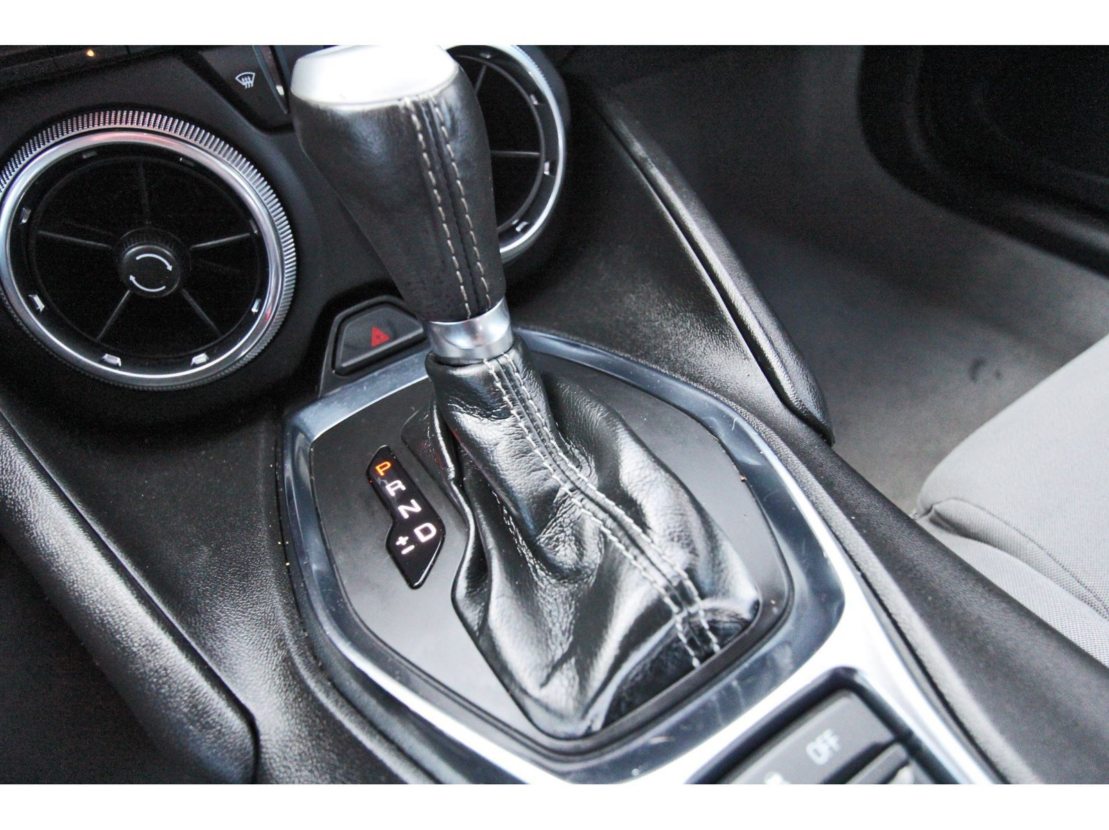 Used 2023 Chevrolet Camaro LT RWD image 27