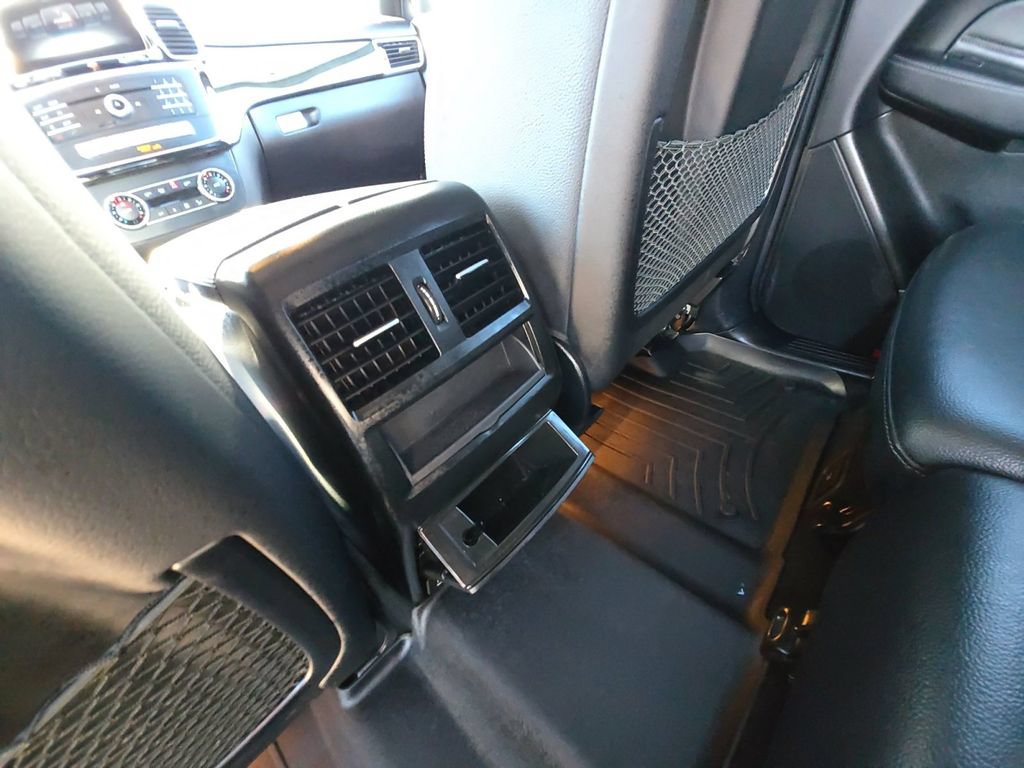 Used 2018 Mercedes-Benz GLE 350 4MATIC image 34