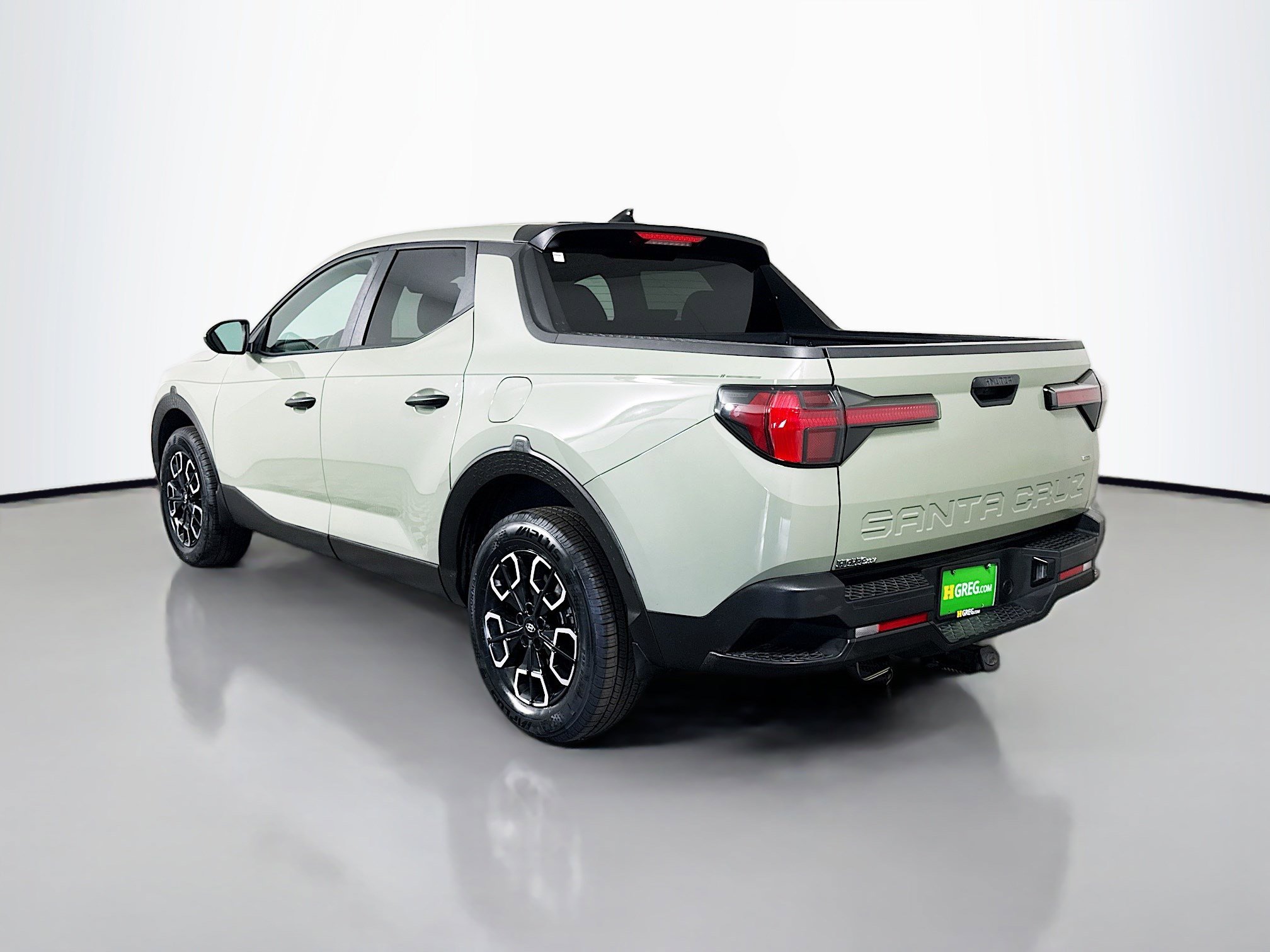 Used 2023 Hyundai Santa Cruz SE image 7