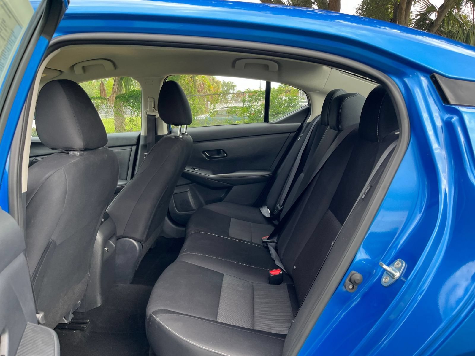 Used 2025 Nissan Sentra SV FWD image 25