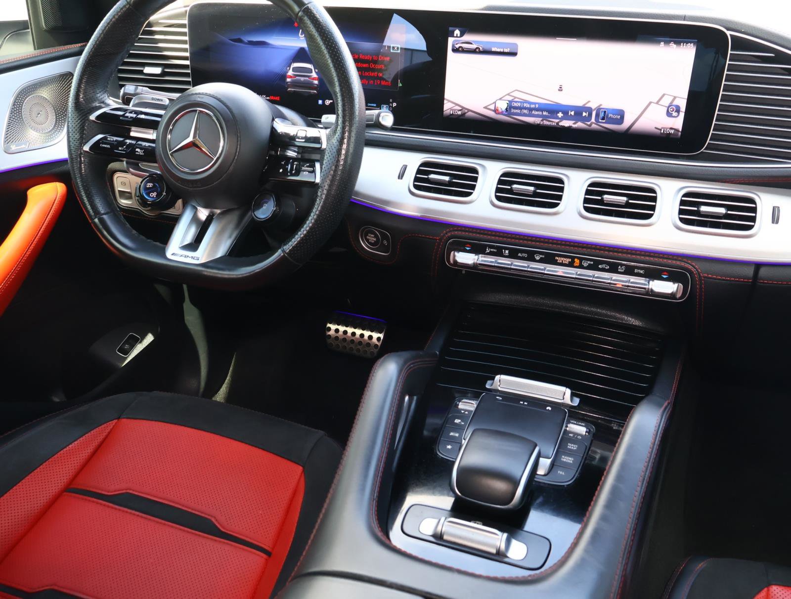 Used 2024 Mercedes-Benz GLE 53 AMG 4MATIC Coupe w/ Driver Assistance Package image 10