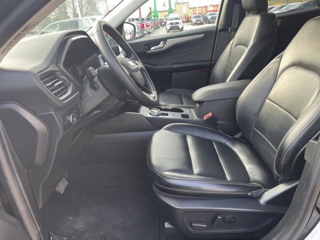 Used 2024 Ford Escape Platinum image 8