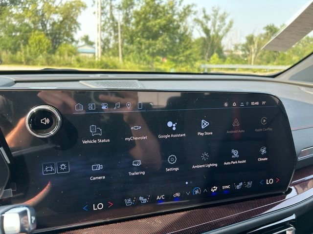 New 2026 Chevrolet Traverse RS w/ LPO, Floor Liner Package image 16