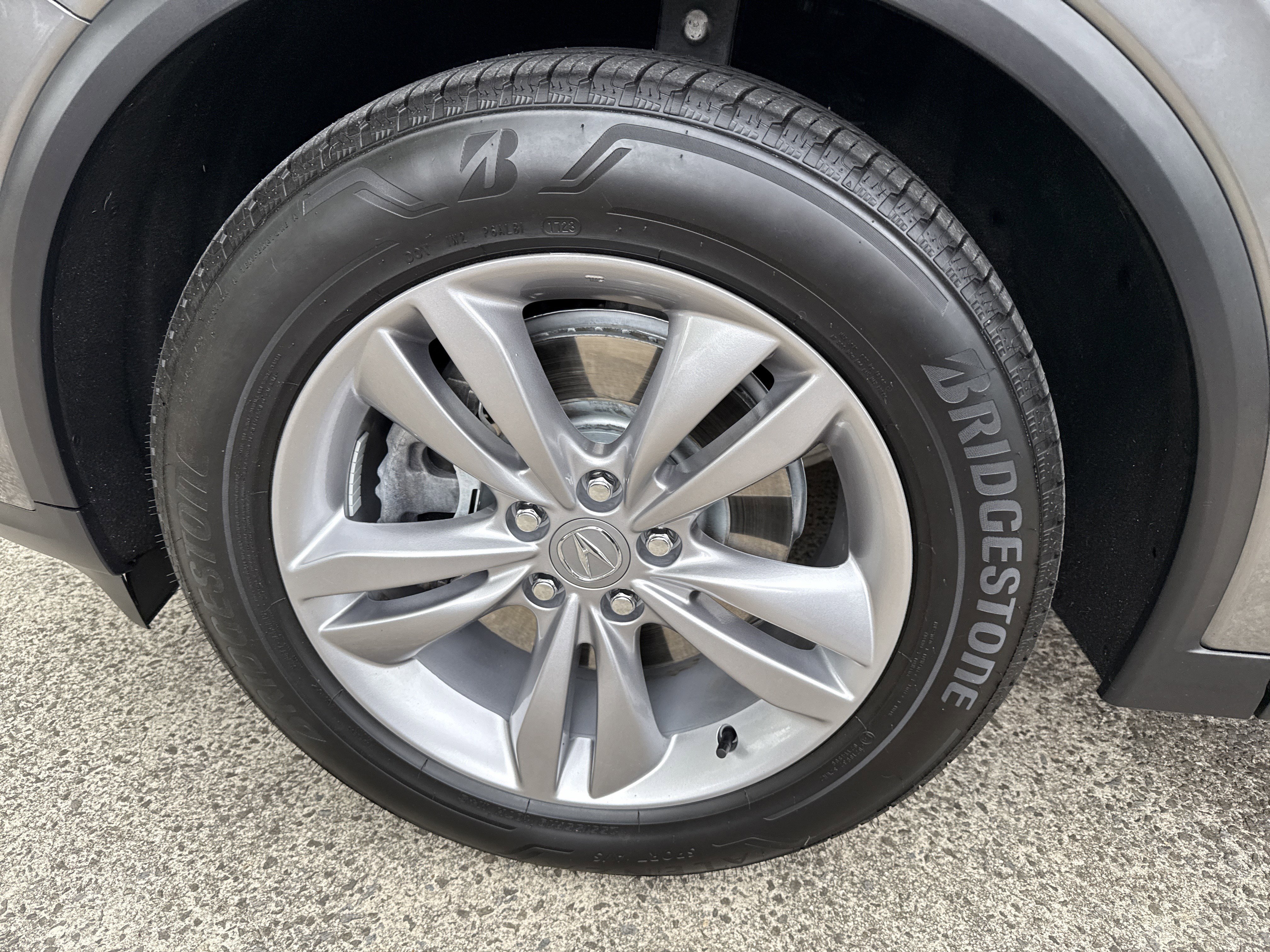 Used 2024 Acura MDX FWD image 11