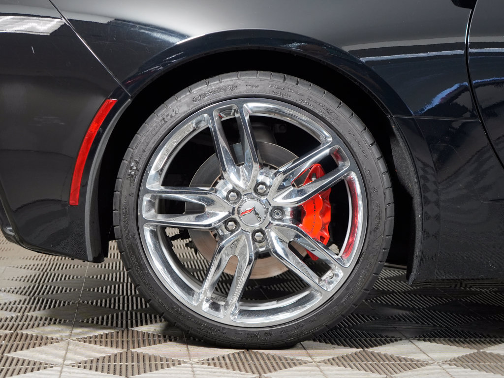 Used 2017 Chevrolet Corvette Stingray Coupe w/ 2LT Preferred Equipment Group RWD image 16