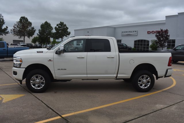 Used 2024 RAM 3500 Laramie AWD/4WD image 10