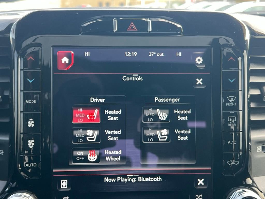 Used 2020 RAM 1500 Laramie image 40