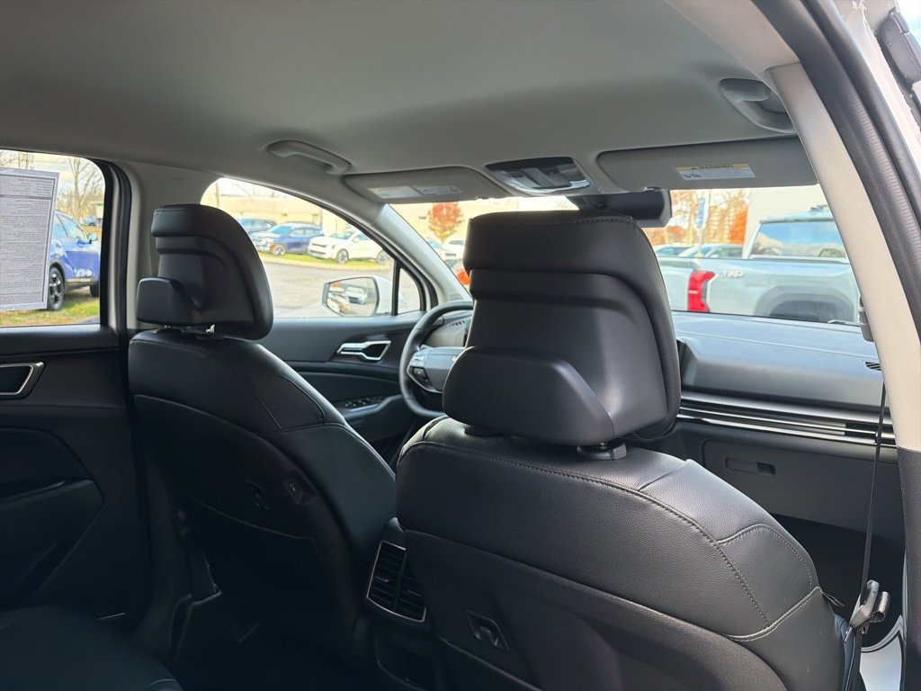 New 2026 Kia Sportage EX image 17