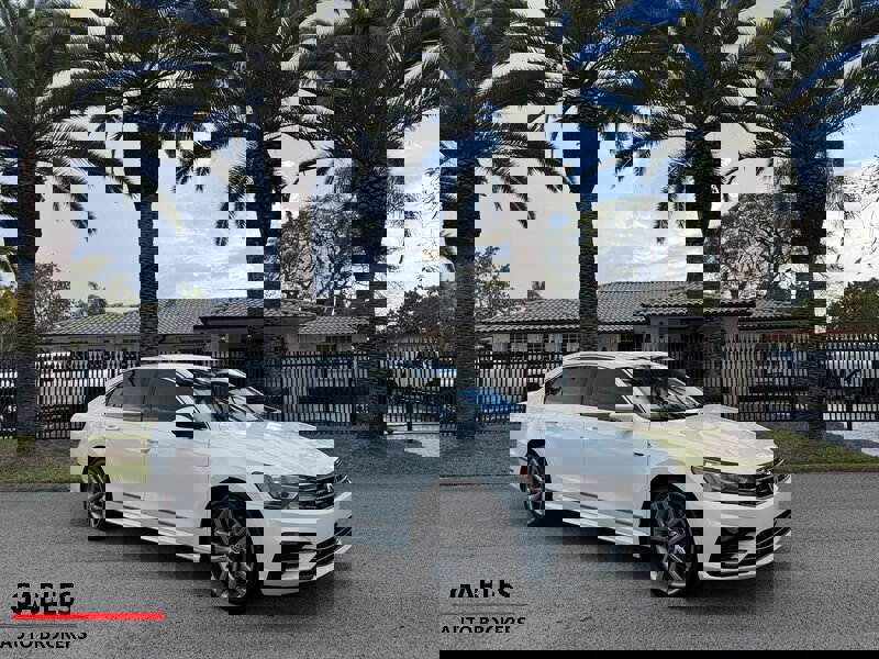 Used 2017 Volkswagen Passat 1.8T R-Line