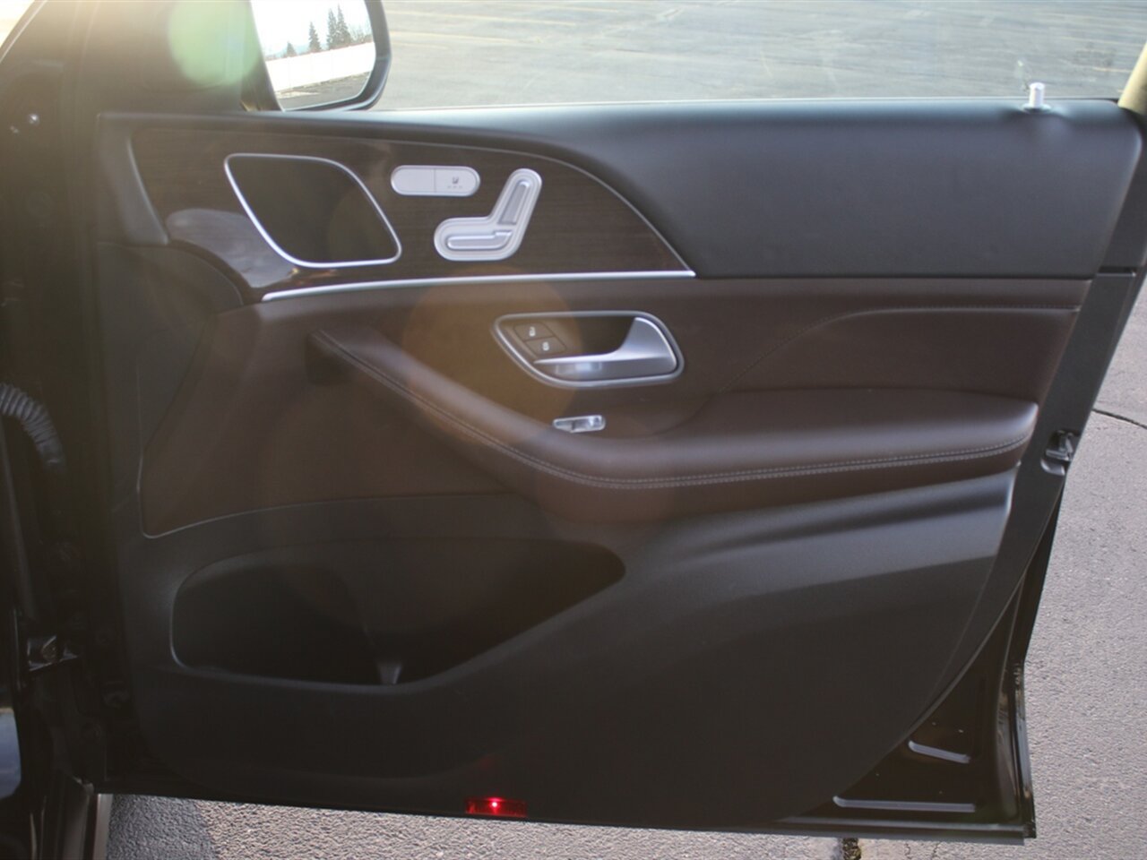 Used 2021 Mercedes-Benz GLE 350 4MATIC image 16