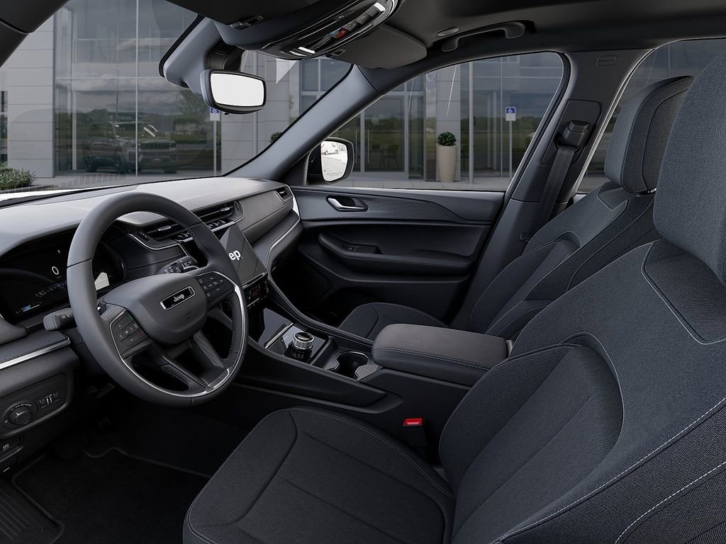 New 2025 Jeep Grand Cherokee L Laredo w/ Luxury Tech Group I image 22