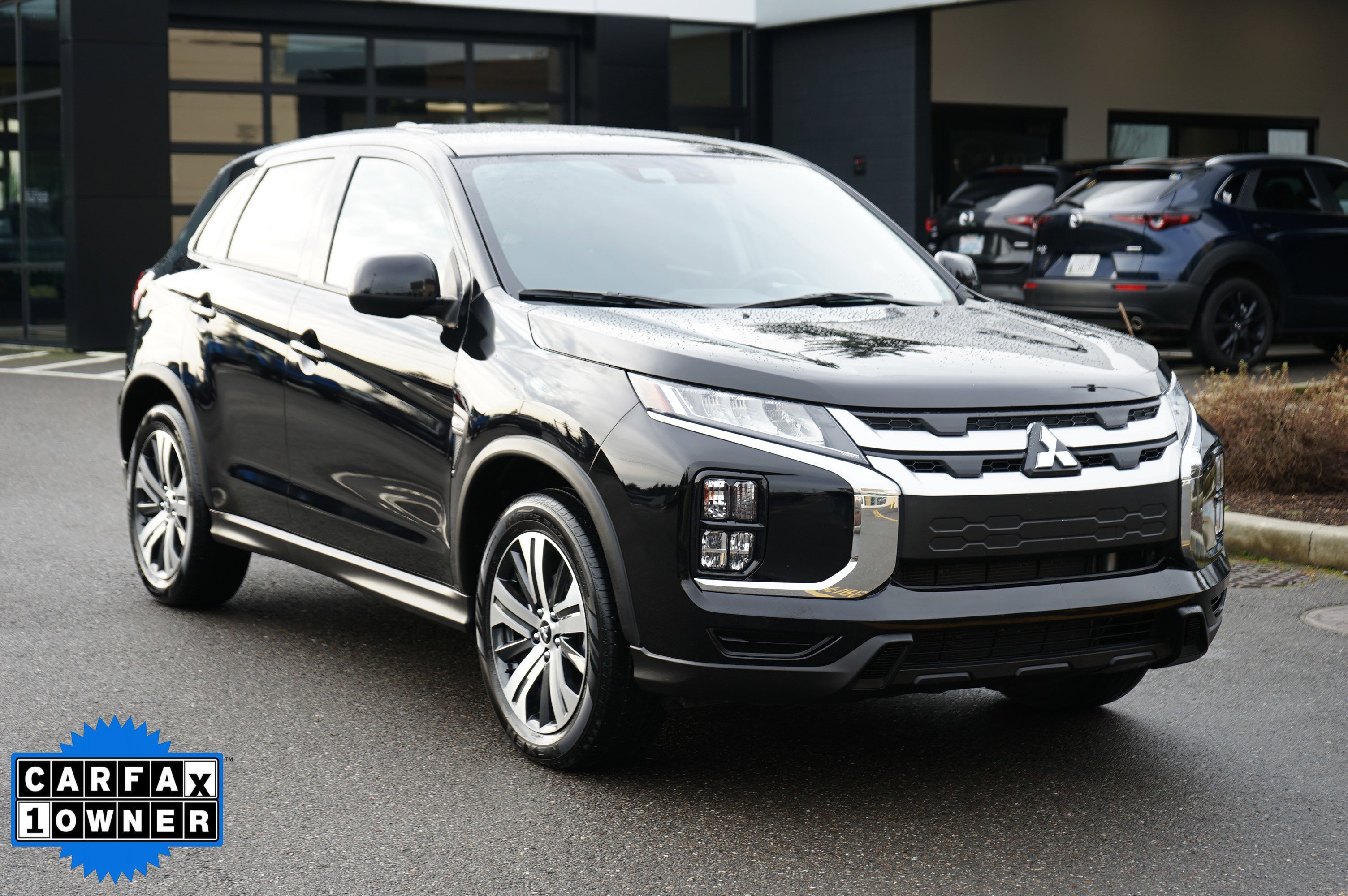 Used 2025 Mitsubishi Outlander Sport ES image 1