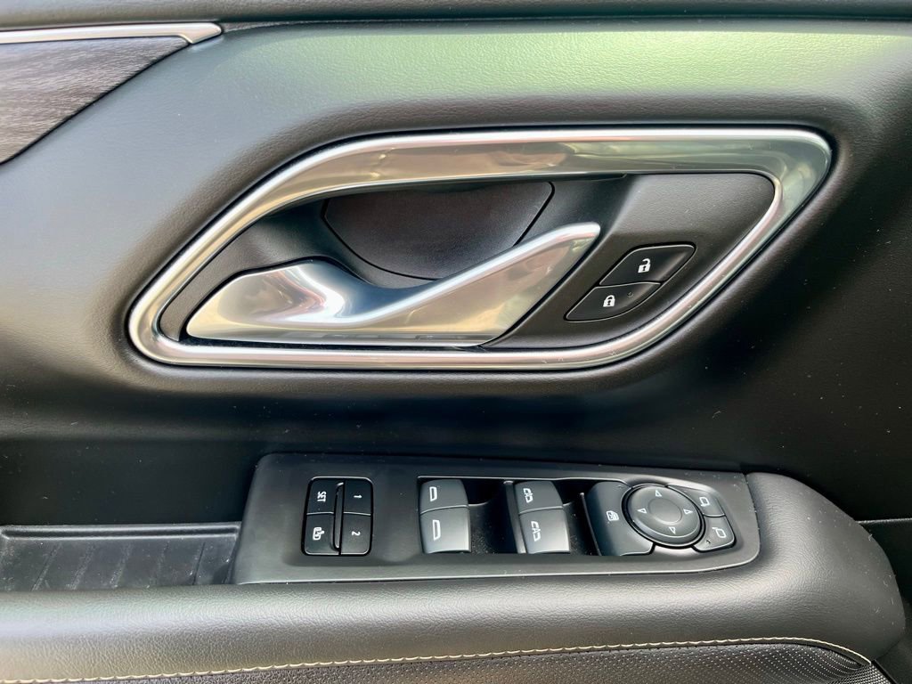 Certified 2023 GMC Yukon XL SLT image 10