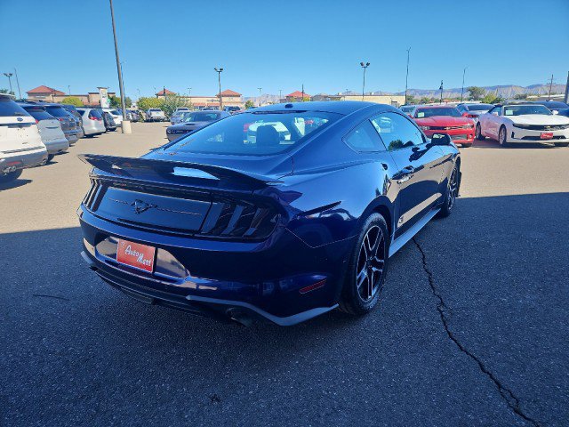 Used 2020 Ford Mustang Premium image 5