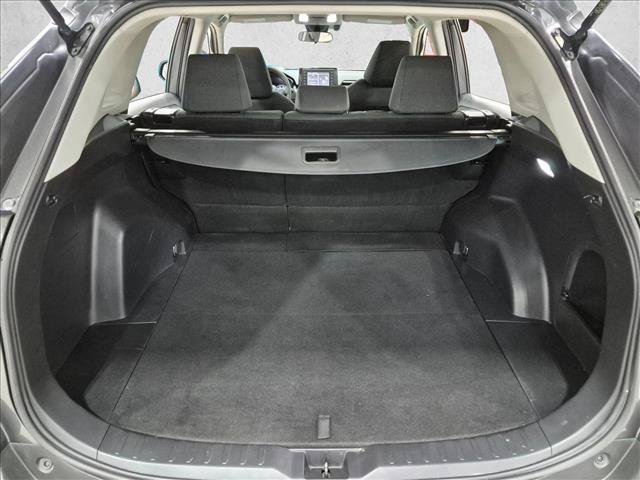 Used 2020 Toyota RAV4 LE AWD/4WD image 6