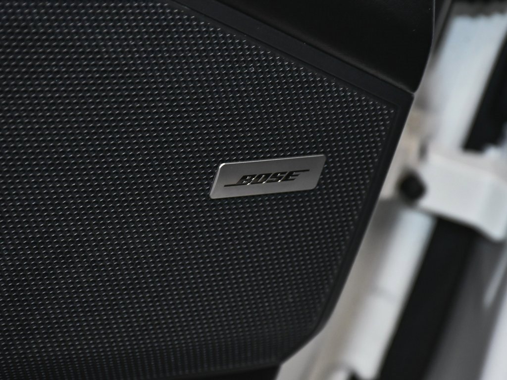 Used 2022 Porsche Cayenne Coupe image 11