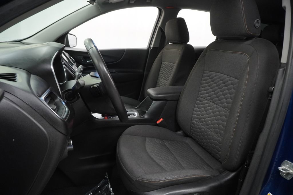 Used 2019 Chevrolet Equinox LT FWD image 16