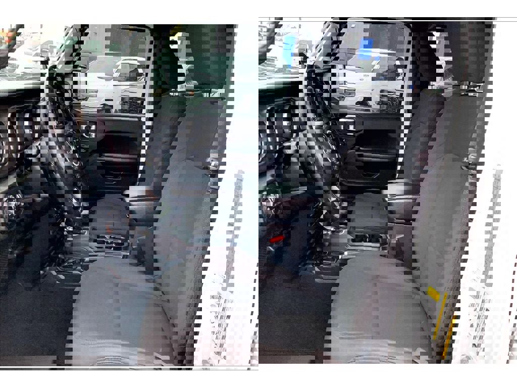 Used 2018 Jeep Wrangler Unlimited Sport S image 25