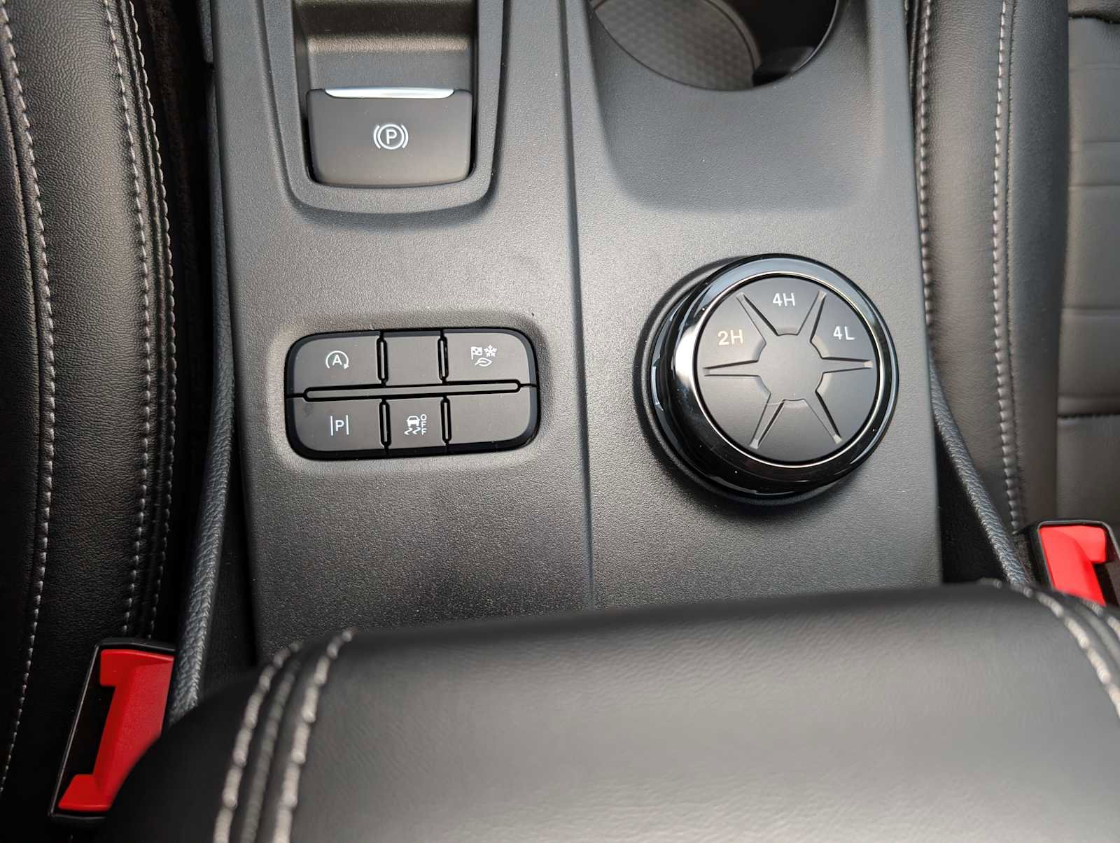 New 2025 Ford Ranger Lariat w/ Trailer Tow Package image 22