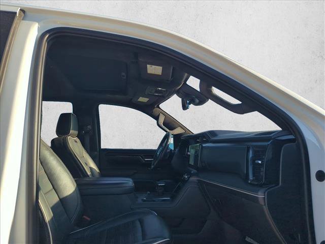 Used 2023 GMC Sierra 1500 AT4X image 16