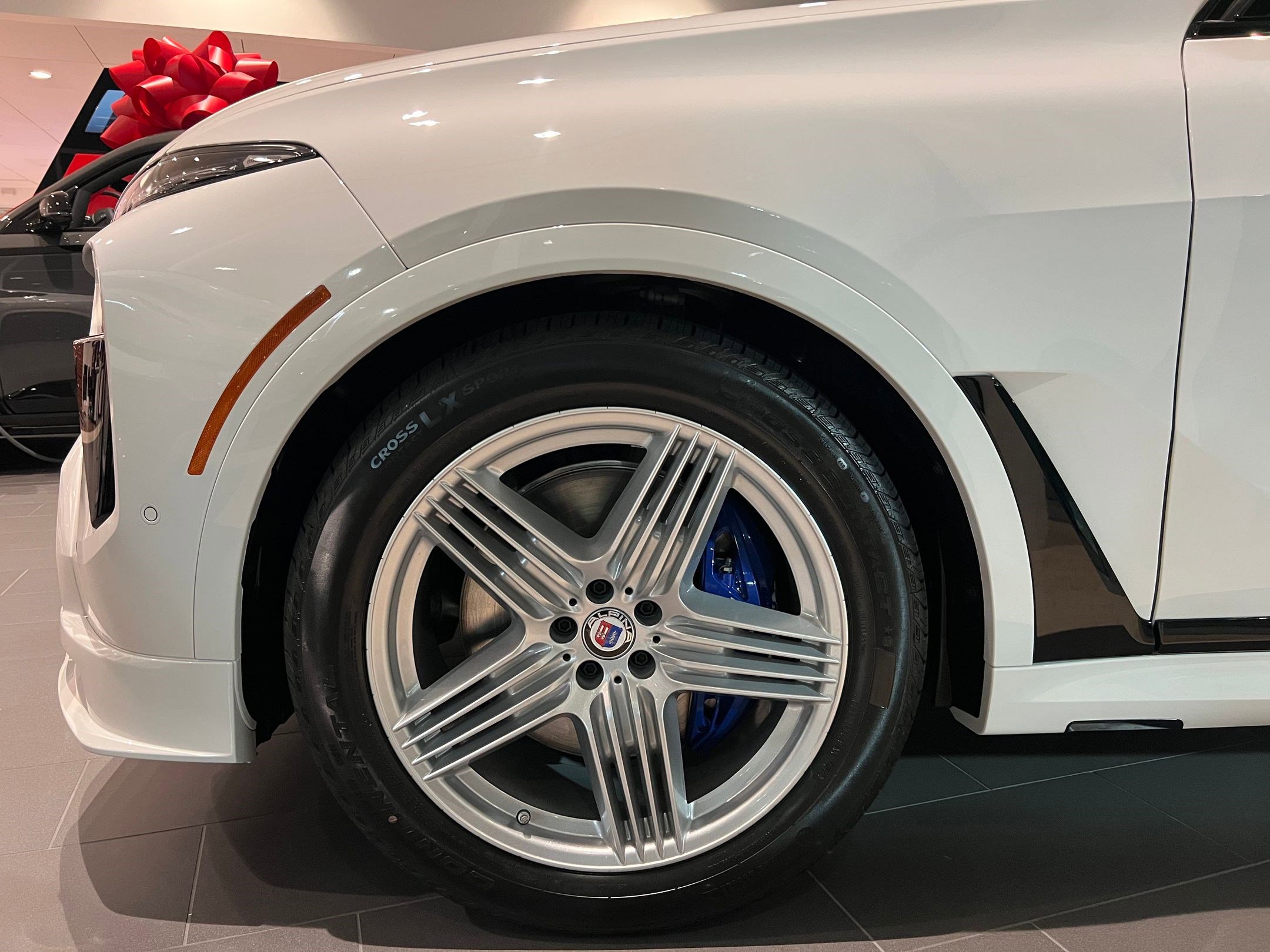 New 2026 BMW ALPINA XB7 image 10