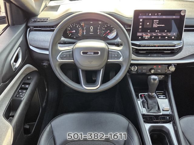 Used 2024 Jeep Compass Latitude AWD/4WD image 12