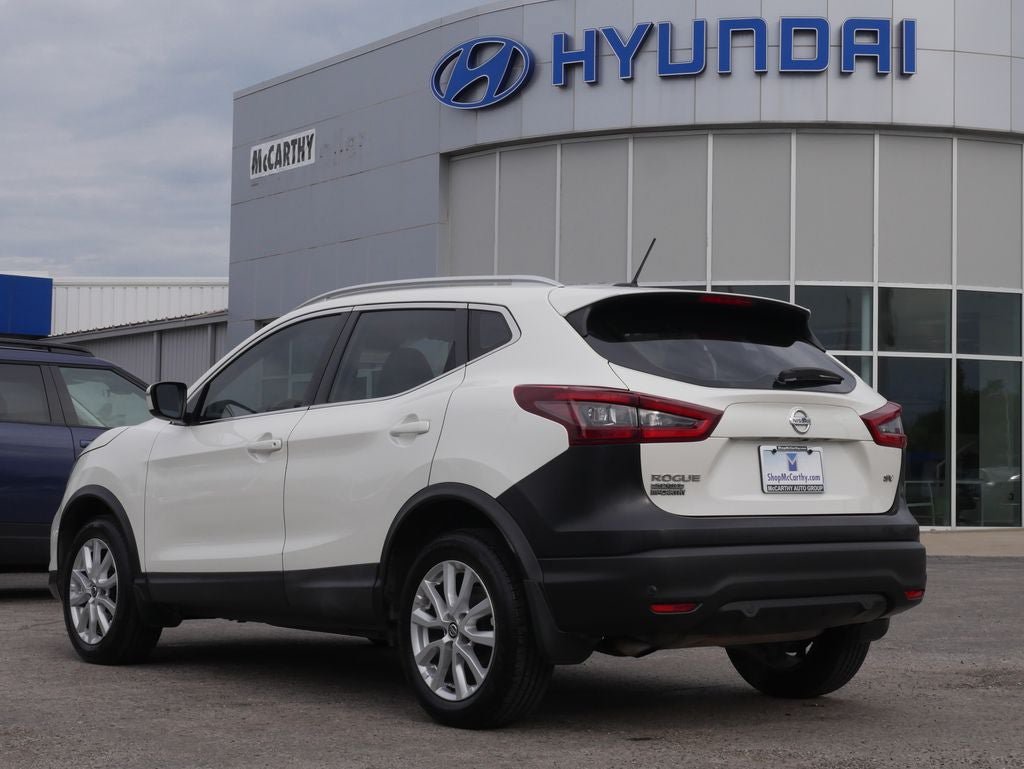 Used 2020 Nissan Rogue Sport SV FWD image 14
