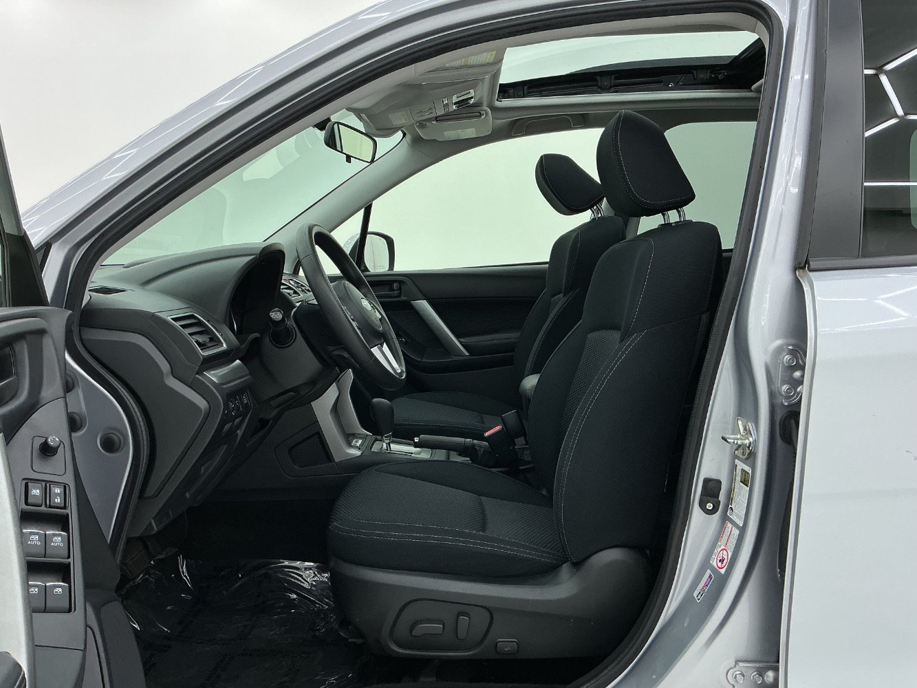 Used 2018 Subaru Forester 2.5i Premium AWD/4WD image 14