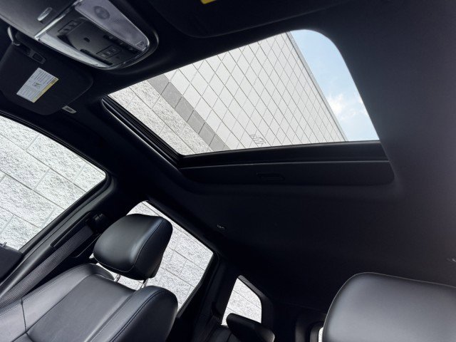 Used 2021 Jeep Grand Cherokee Limited image 9