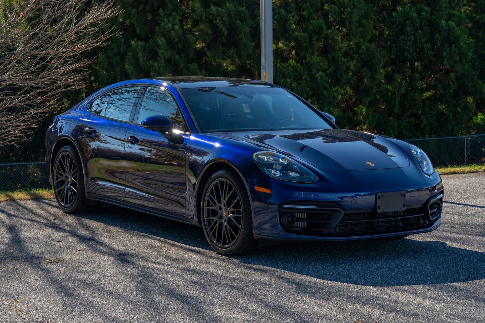 Certified 2023 Porsche Panamera Platinum Edition image 9