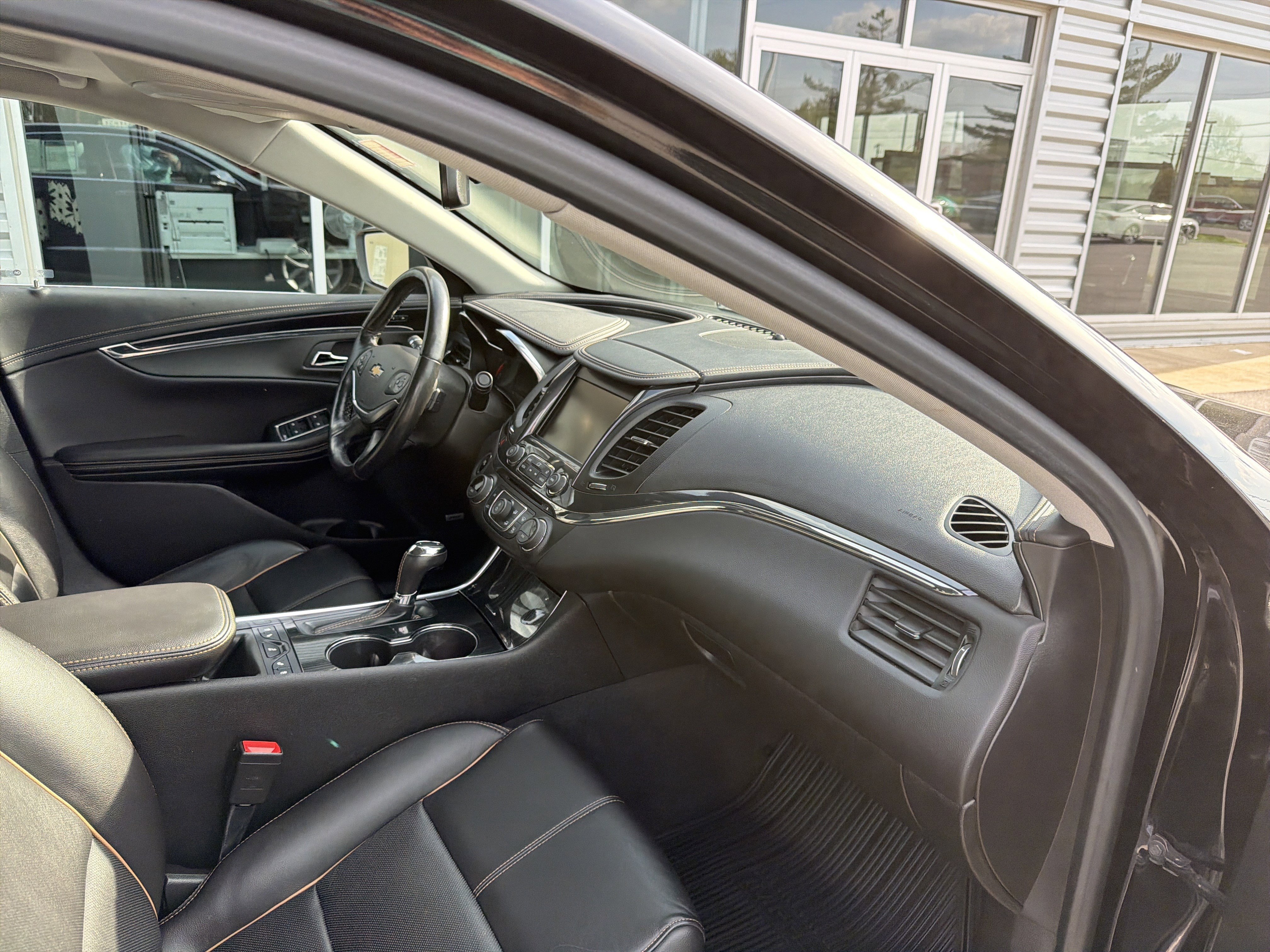 Used 2019 Chevrolet Impala Premier w/ Premier Convenience Package FWD image 60