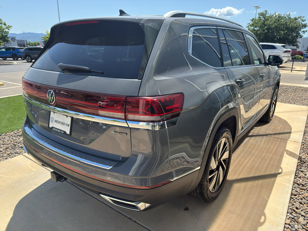 New 2025 Volkswagen Atlas SEL image 4