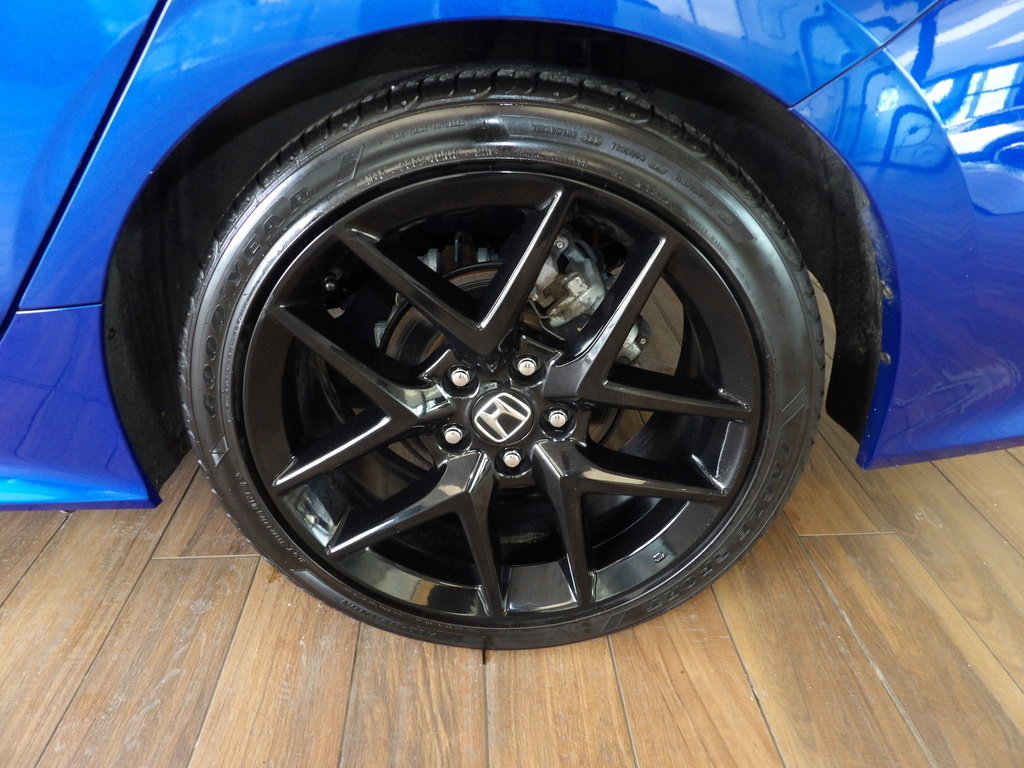 Used 2023 Honda Civic Sport image 9