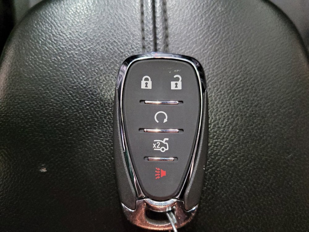Used 2022 Chevrolet Malibu LT FWD image 32
